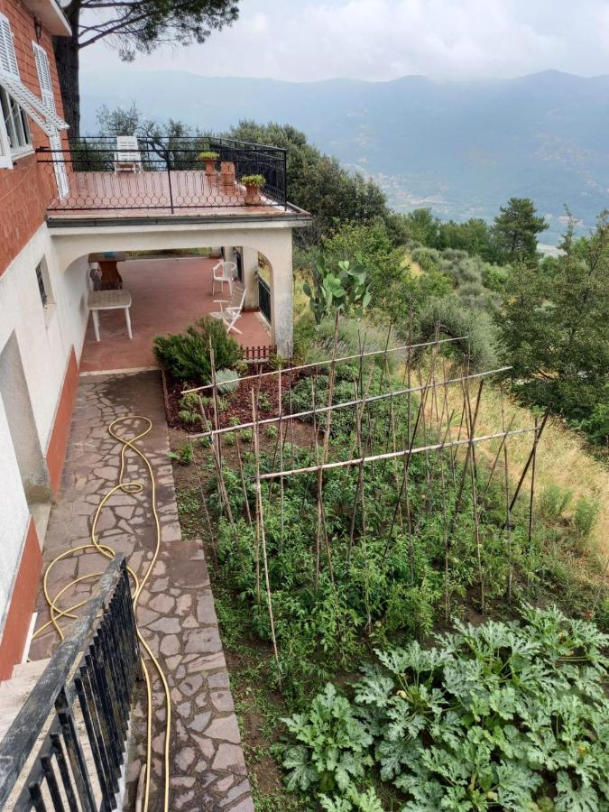 Casa Vacanza Villa Patrizia Follo Alto Ngoại thất bức ảnh