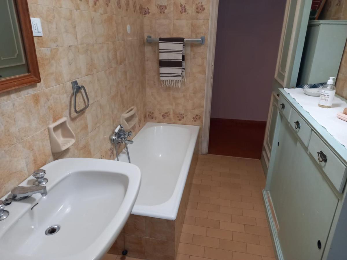 Casa Vacanza Villa Patrizia Follo Alto Ngoại thất bức ảnh
